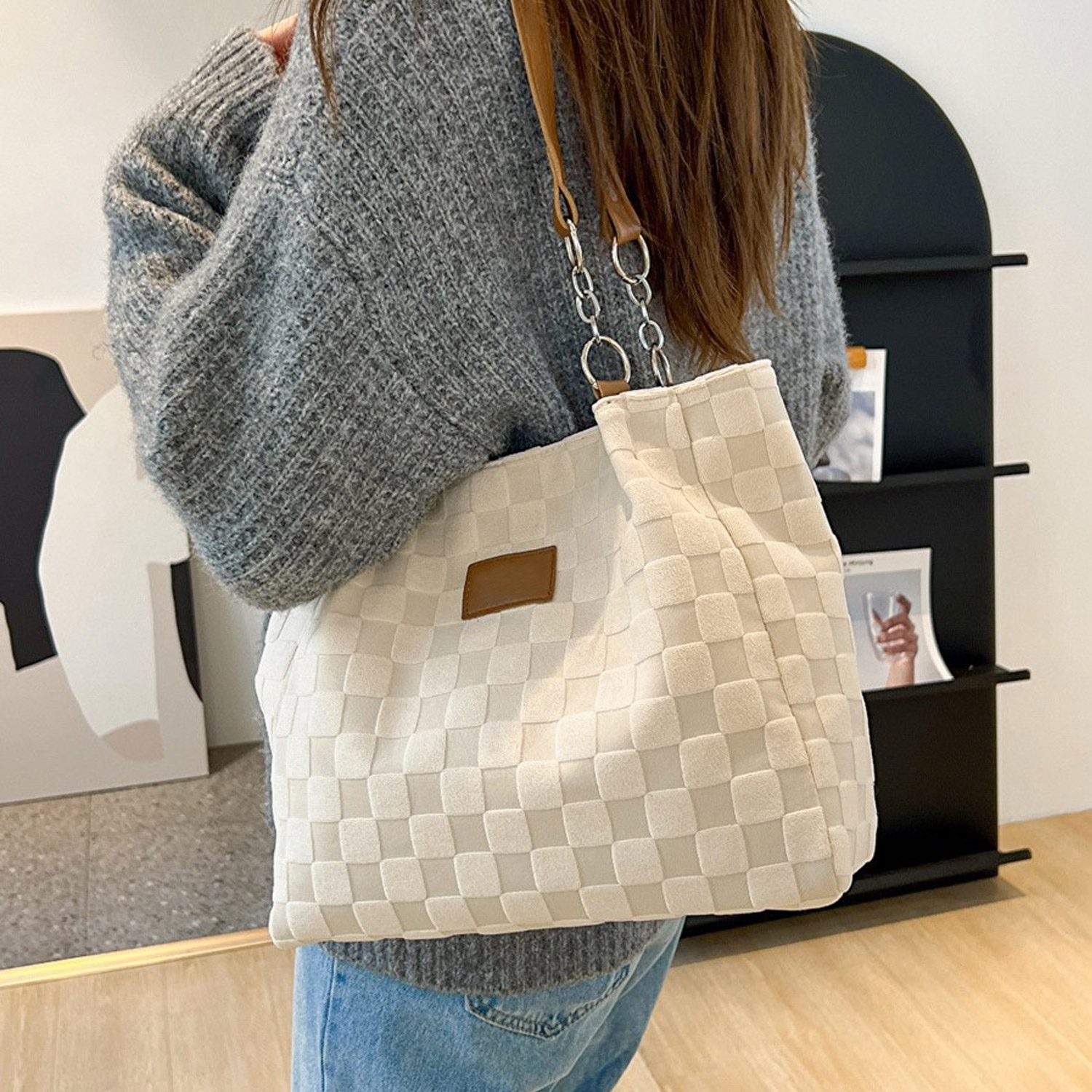 Eco-Friendly Canvas Tote Bags with Functional Design
